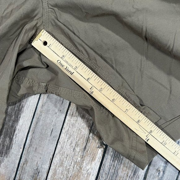 Duluth Flex Dry on the Fly Cargo Stretch Shorts 36x9 Mens Brown Utility 46206 - Picture 8 of 9